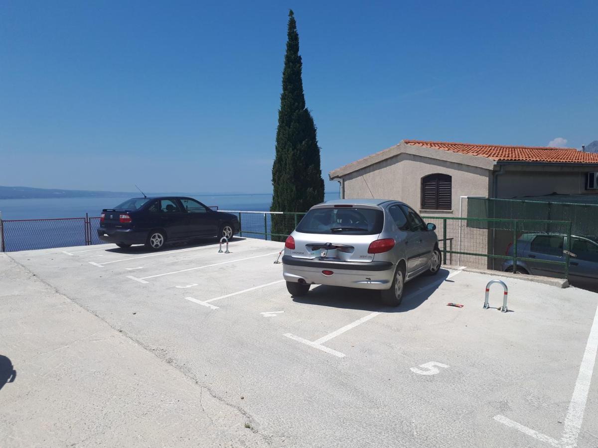 Adriatic Beach Suites Omiš Exteriör bild