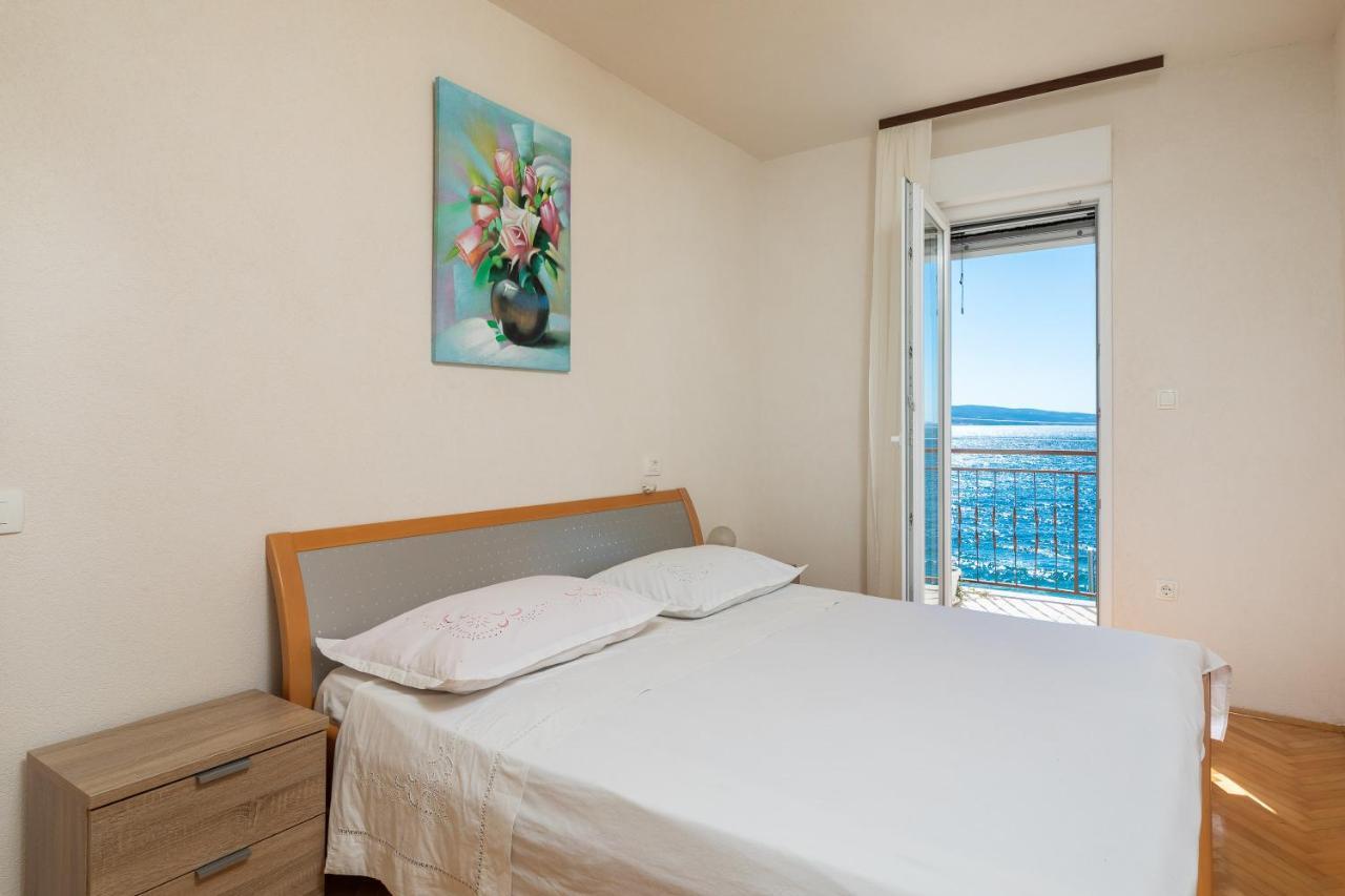 Adriatic Beach Suites Omiš Exteriör bild